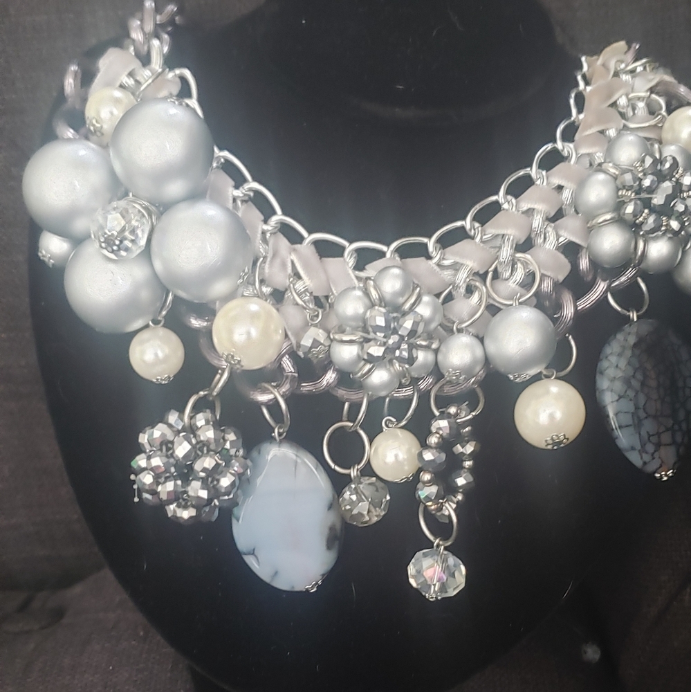 Mixed Pearl Fashion Necklace